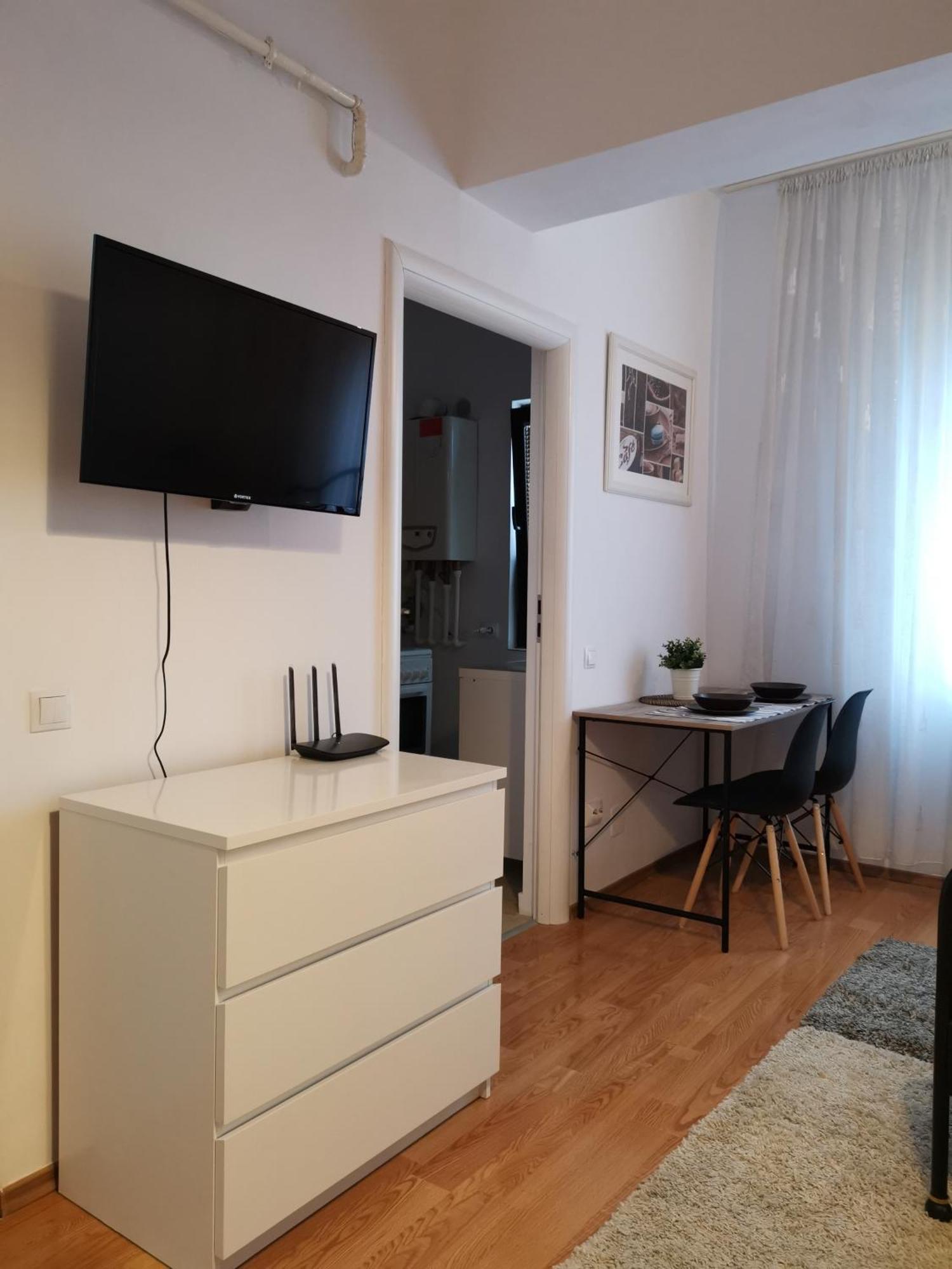 Coffee Residence Bucarest Esterno foto