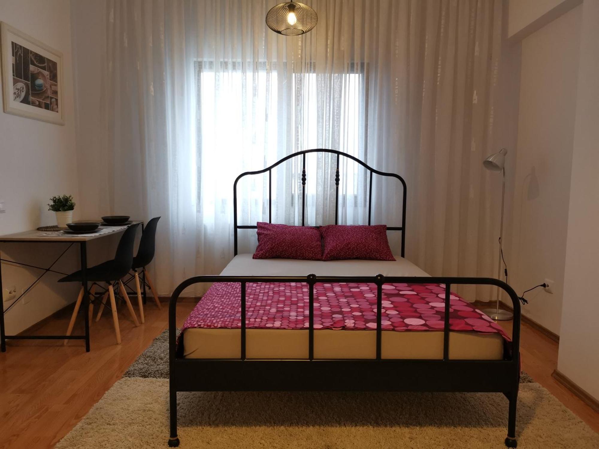 Coffee Residence Bucarest Esterno foto